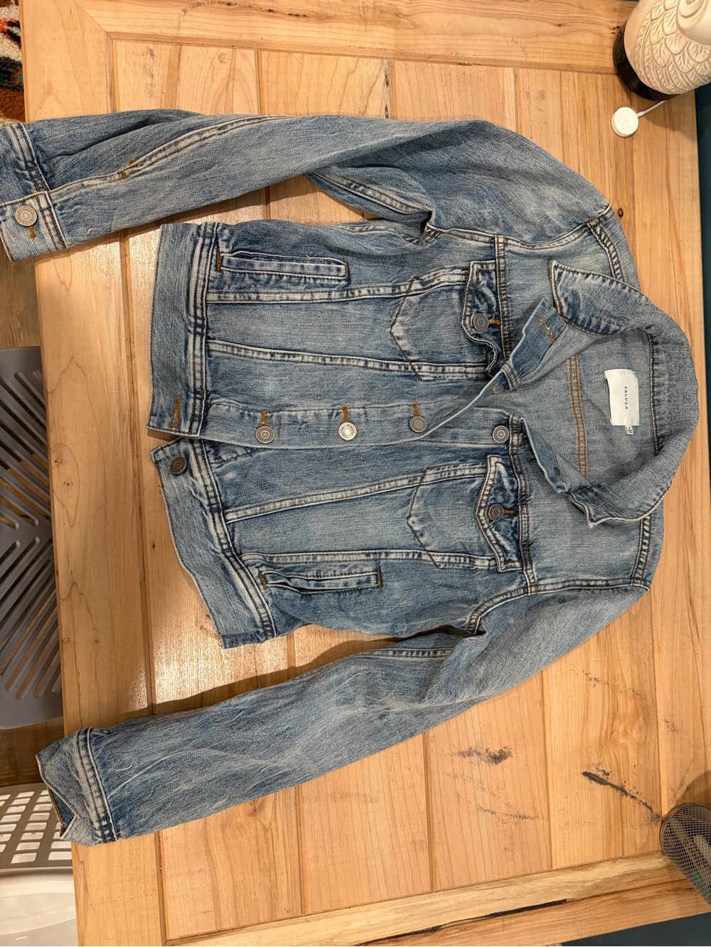 Women’s Jean Jacket